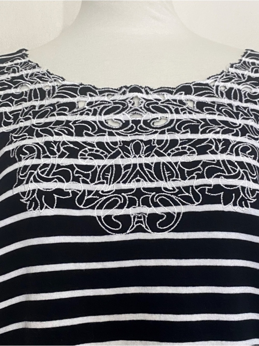 Rafaella Embroidered Black&White Striped Cotton Short Sleeve Scoop Neck Top XXL